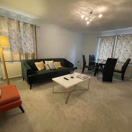 2 Bedroom Apartment Near Southfields Лондон Экстерьер фото